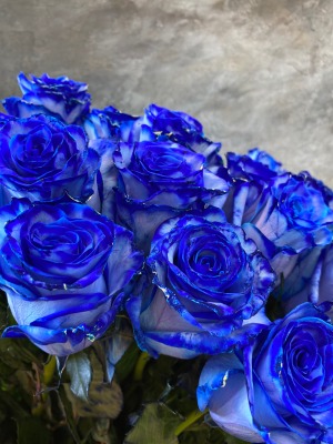Букет из синих роз